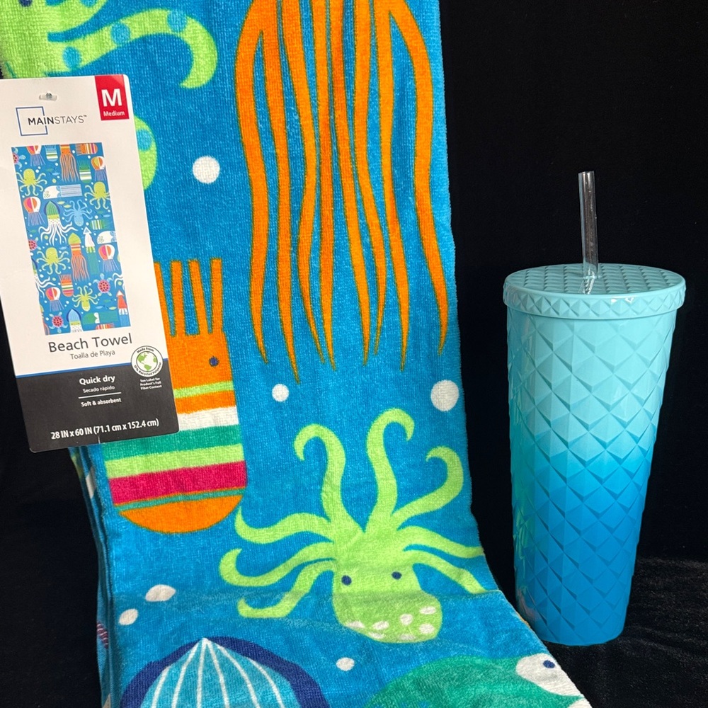 Mainstays Vibrant Sea Life Towel and Aqua Cup Set
